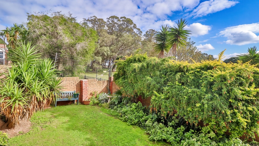To Let 3 Bedroom Property for Rent in Lovemore Heights Estate Eastern Cape